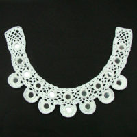crochet collar with mirror accessories
