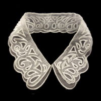 cutout lace collar