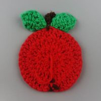 crochet apple